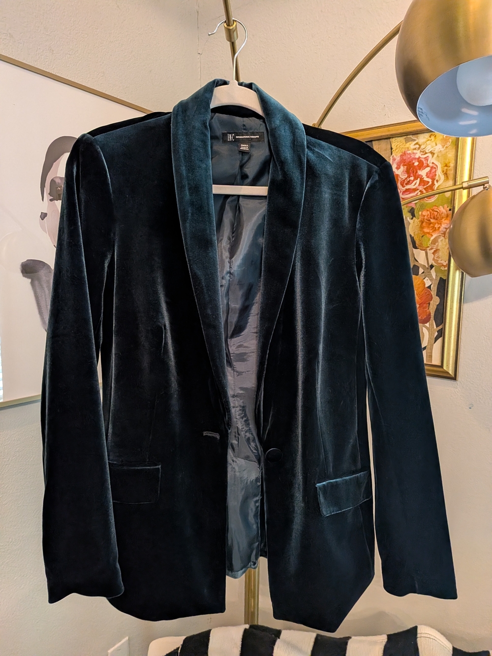 Velvet Blazer in Green